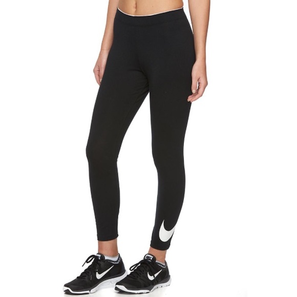 SOLD Nike crops SMALL