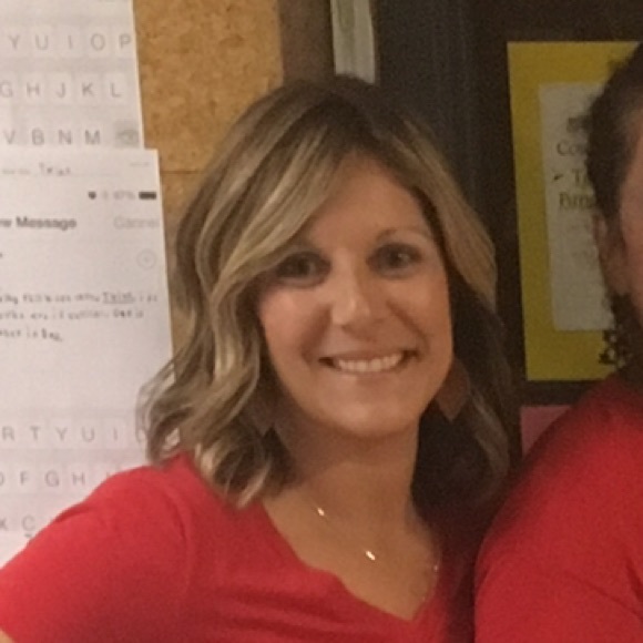 Meet your Posher, Lisa - Picture 1 of 1