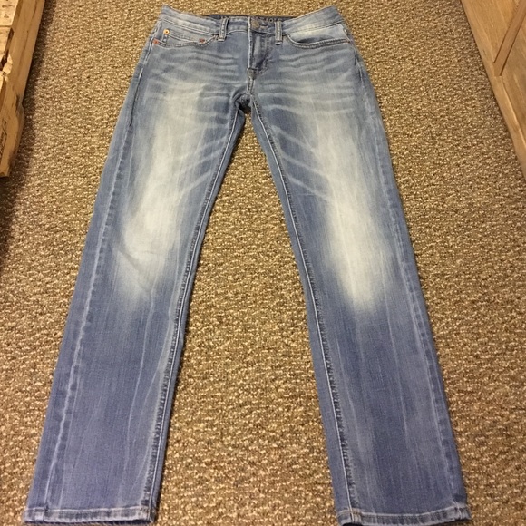 28X30 American Eagle Skinny Jeans