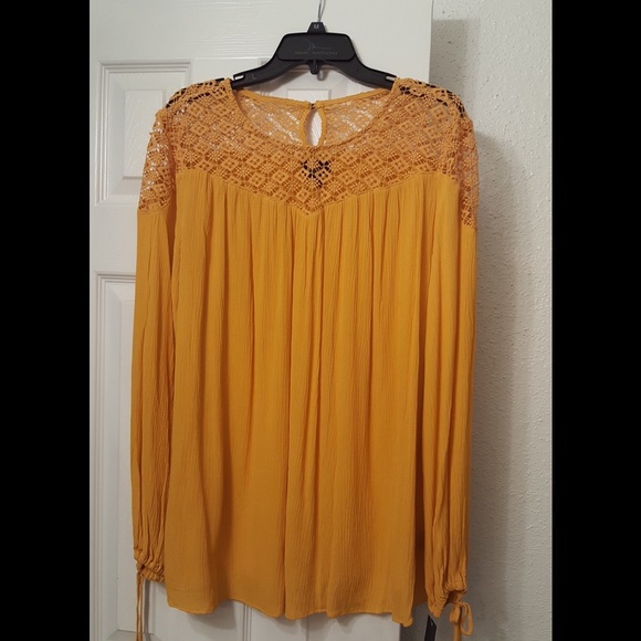 Long Sleeve Gold Blouse