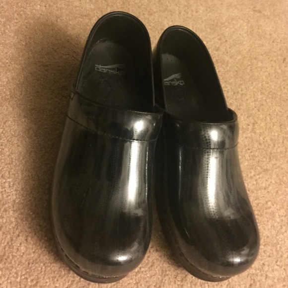 Dansko Women's Shoes