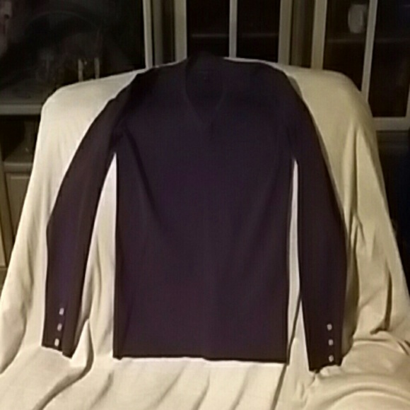 Dark purple sweater from smoke  & pet free home.