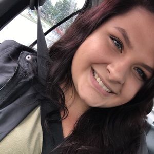 Meet your Posher, Molly