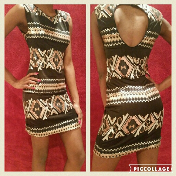 Juniors' Sequined Bodycon Dress
