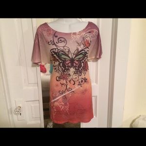 One world L shirt EUC womens