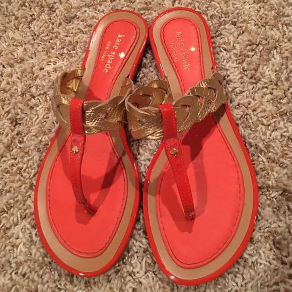 Kate Spade Coral/Gold Flat Leather Sandals Size 6
