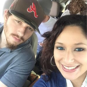 Meet your Posher, Dustin