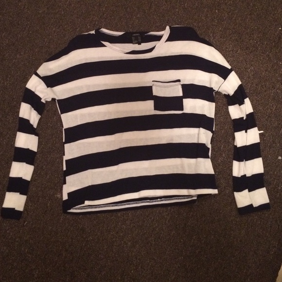 FOREVER 21 SWEATER