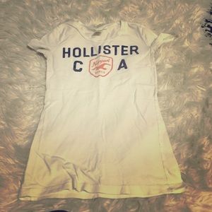 White Hollister tshirt. Xsmall.
