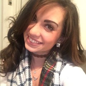 Meet your Posher, Bianca