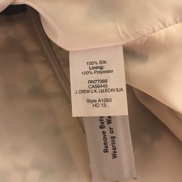 100% Silk JCrew super cute rare patterned skirt! - Picture 4 of 4