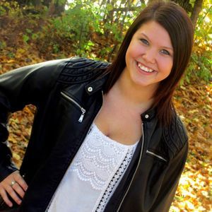 Meet your Posher, Courtney