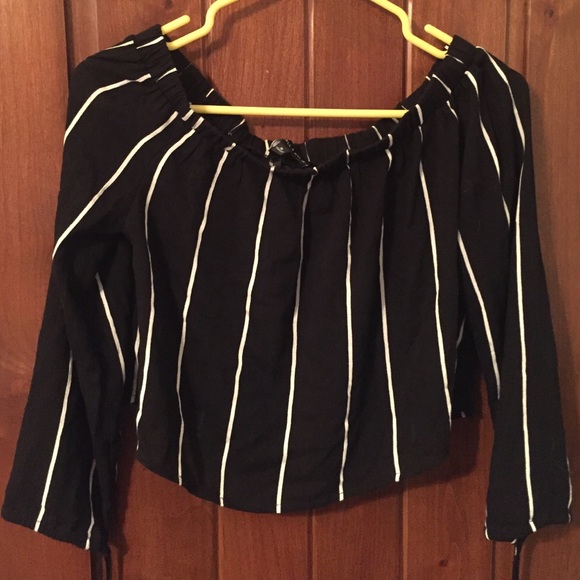 Kendall and Kylie top