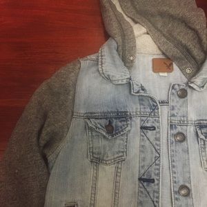 American eagle Jean jacket/sweats