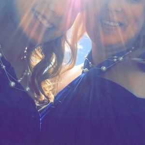 Meet your Posher, Desiree