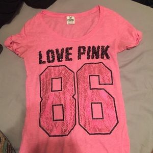 VS pink shirt