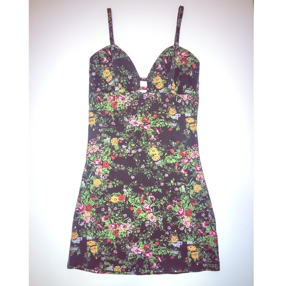 Urban Outfitters Insight Brand Floral Bodycon