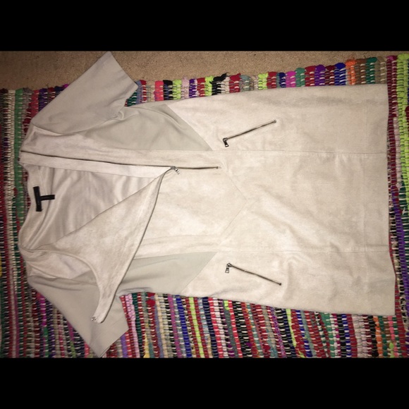 BCBG Maxazria Dress - Picture 2 of 3