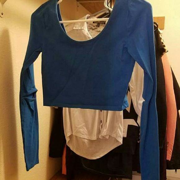 Blue crop top