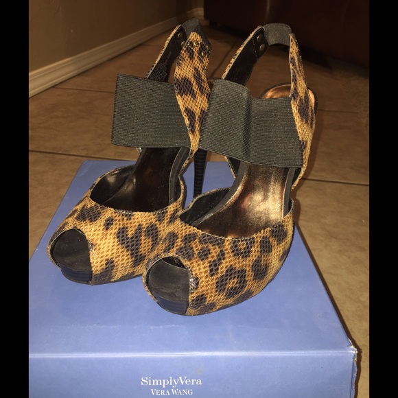 Simply Vera (Wang) stilettos, size 9.5 new