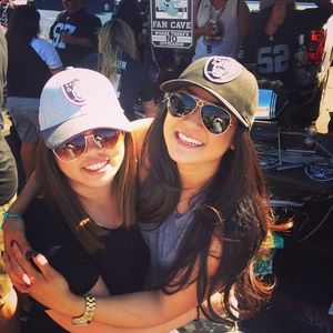 Meet your Posher, Annie