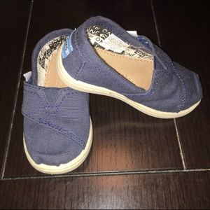 Tiny Toms T6 in Blue
