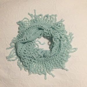 American eagle knit Infiniti scarf