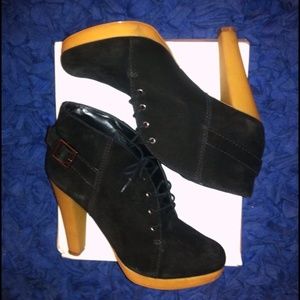Steve Madden Gummy Booties