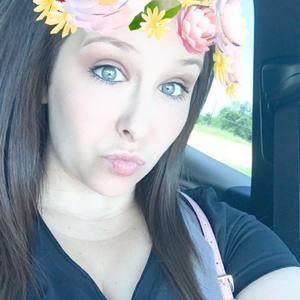 Meet your Posher, Macey