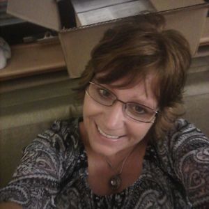 Meet your Posher, Kelli