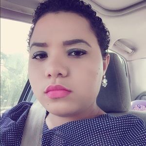 Meet your Posher, Annerys