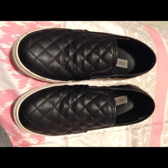 Steve Madden Sneakers