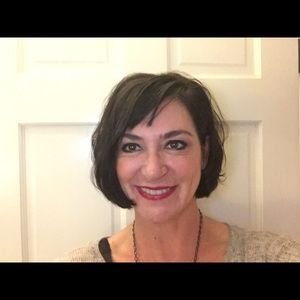 Meet your Posher, Lynda