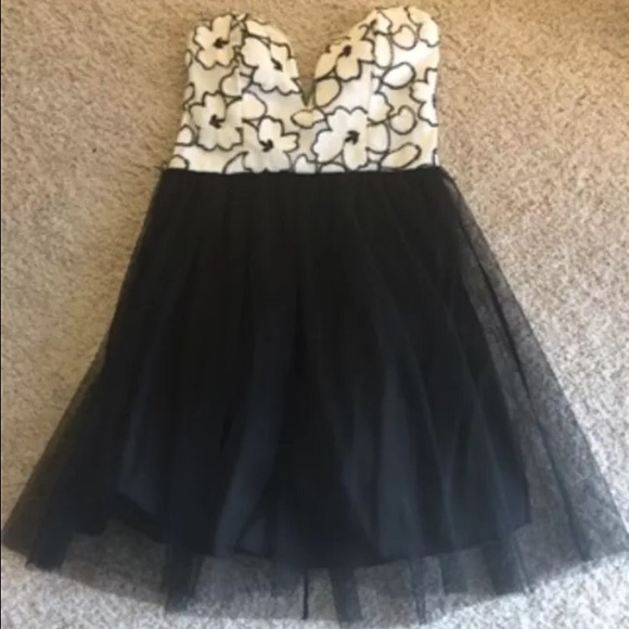 Black and white strapless dress