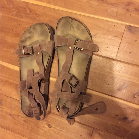 Semi-gladiator sandals