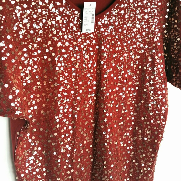 NWT! Sequin Brick Red Top - Picture 3 of 3