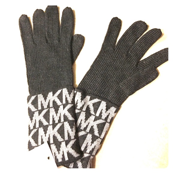 NWT Michael Kors Gloves