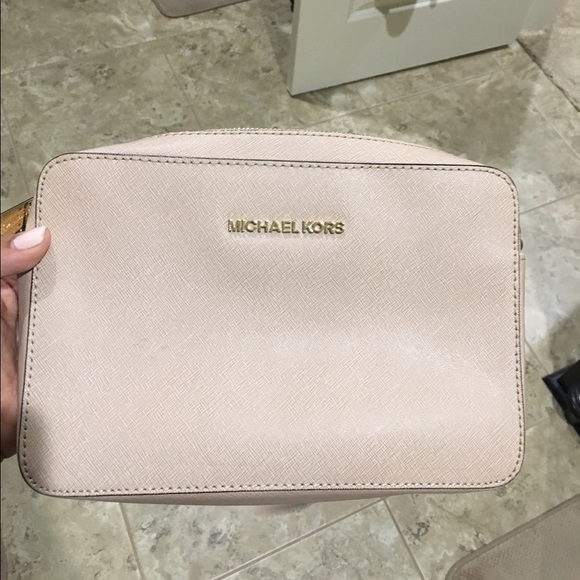 Blush Saffiano Michael Kors Crossbody