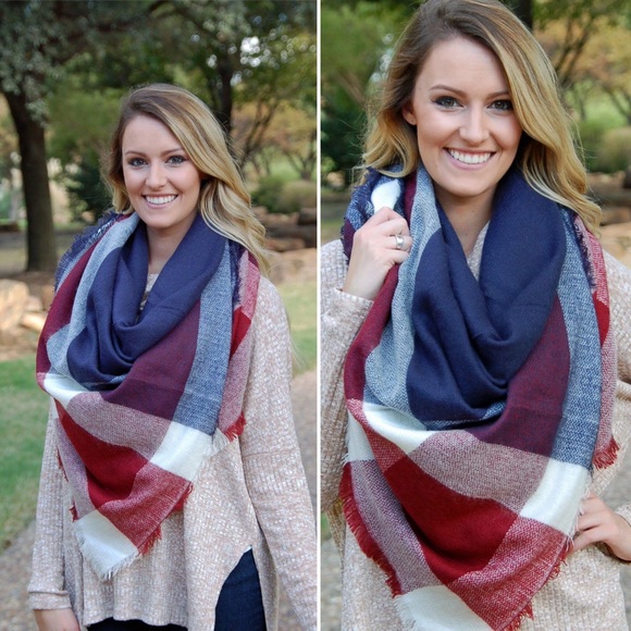 Customer Favorite!!! Blanket Scarf! - Picture 2 of 4