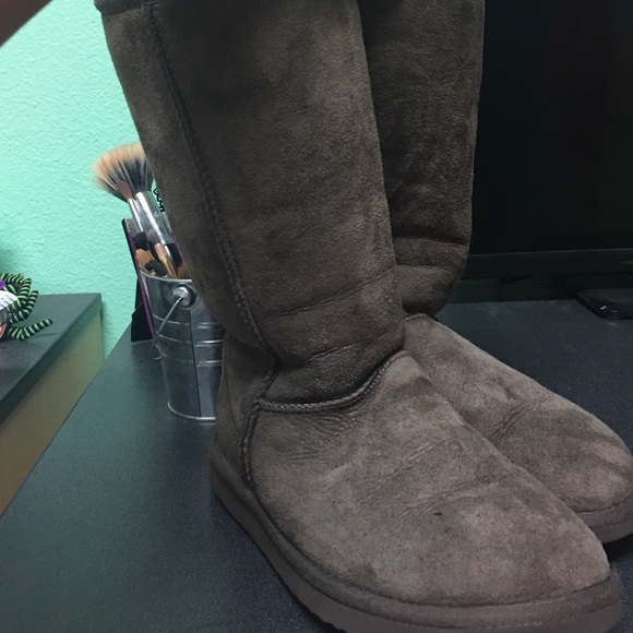 Brown colored ugg boots