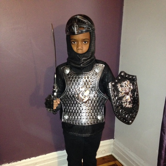 Costume