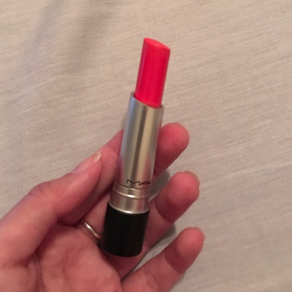 Mac lipstick