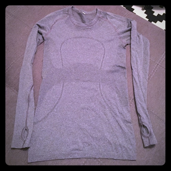 Lululemon long sleeve tech crew neck
