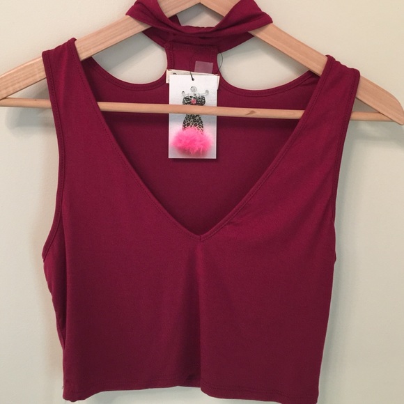 New Arrivals 💕 Choker Crop Top Burgundy - Picture 3 of 4