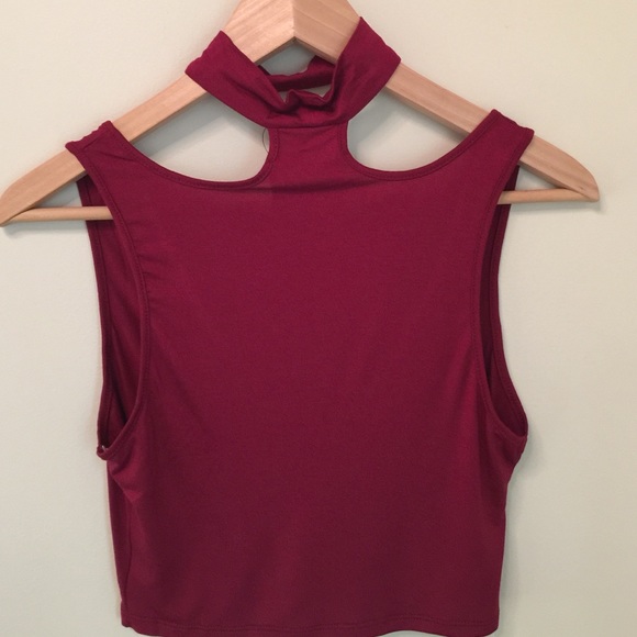 New Arrivals 💕 Choker Crop Top Burgundy - Picture 4 of 4