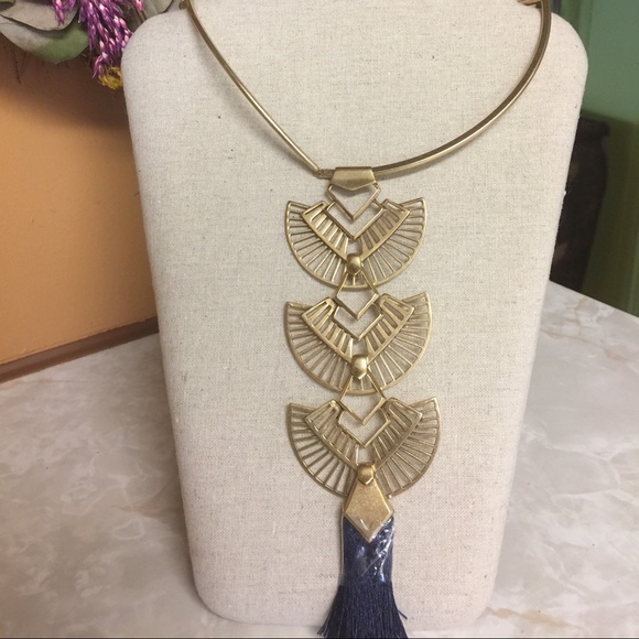 🌺Stella & Dot Aida Tassel Pendant Necklace