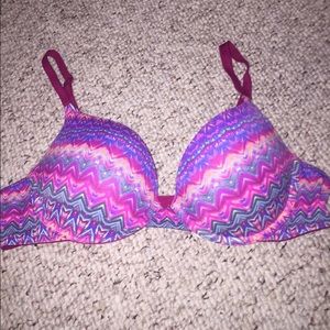 Victoria Secret Pink T-Shirt Bra.