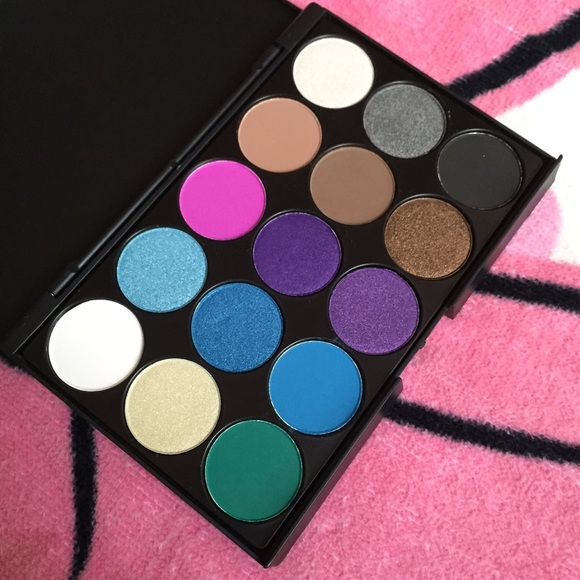 20pcsMakeup Set+Makeup EyeShadow Palette - Picture 3 of 3