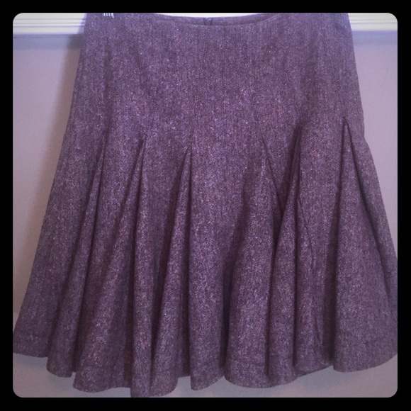Tara Jarmon Wool skirt