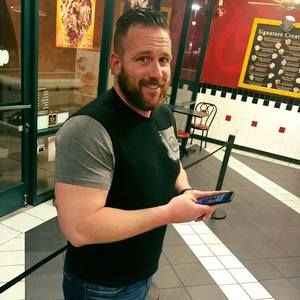 Meet your Posher, Eric